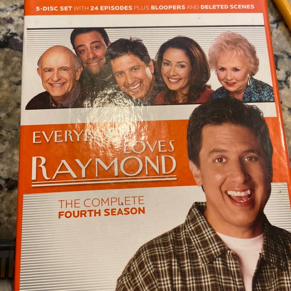 Everybody loves Raymond DVD completes fourth season